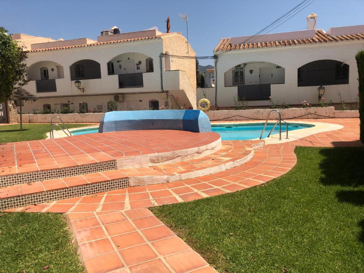 Apartmán Casa Lesley Anne Nerja Exteriér fotografie